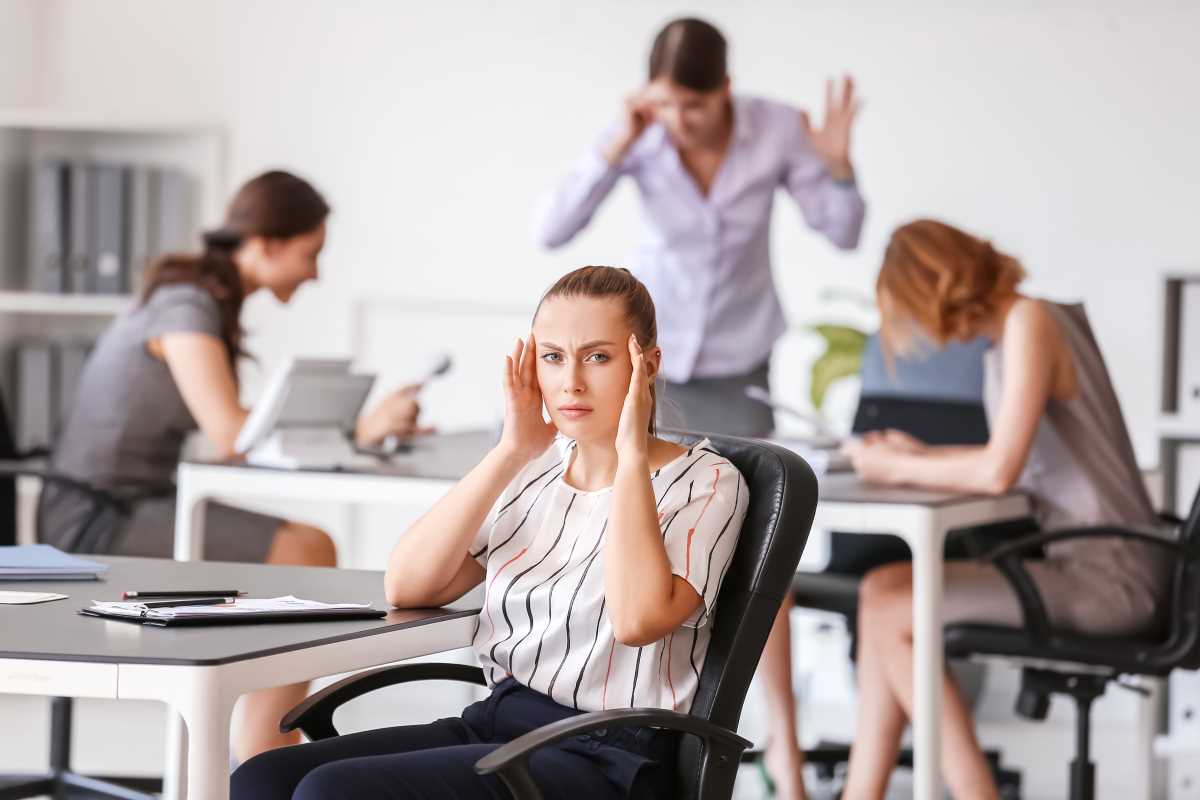 Can Body Language Determine Networking Success?